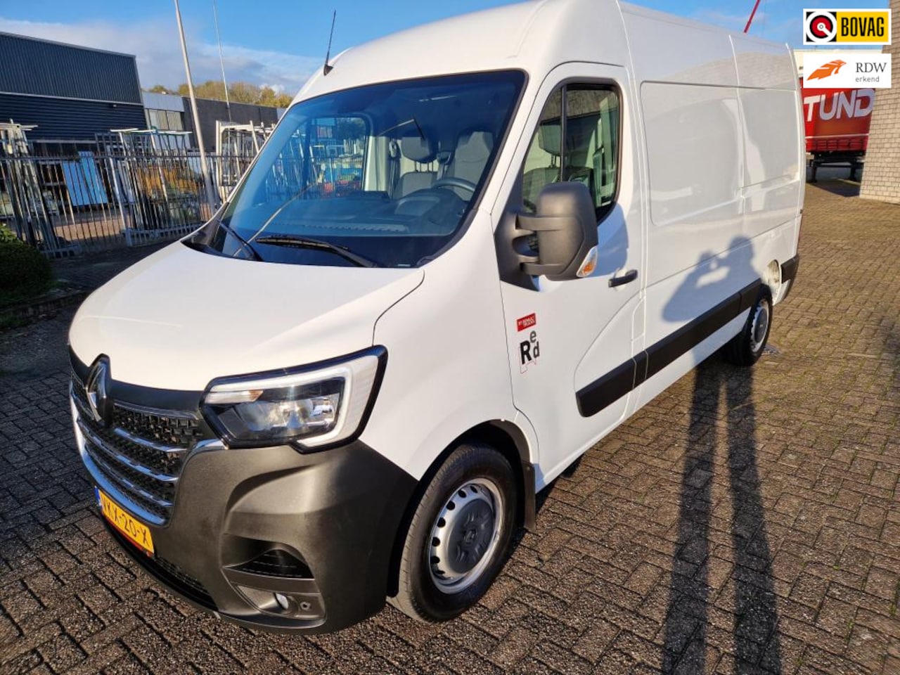 Renault Master - T35 2.3 dCi 150 L2H2 Energy Comfort T35 2.3 dCi 150 L2H2 Energy Comfort - AutoWereld.nl