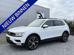 Volkswagen Tiguan - 1.4 TSI DSG Highline Pano|Leer|LED|Camera|Navi Wit