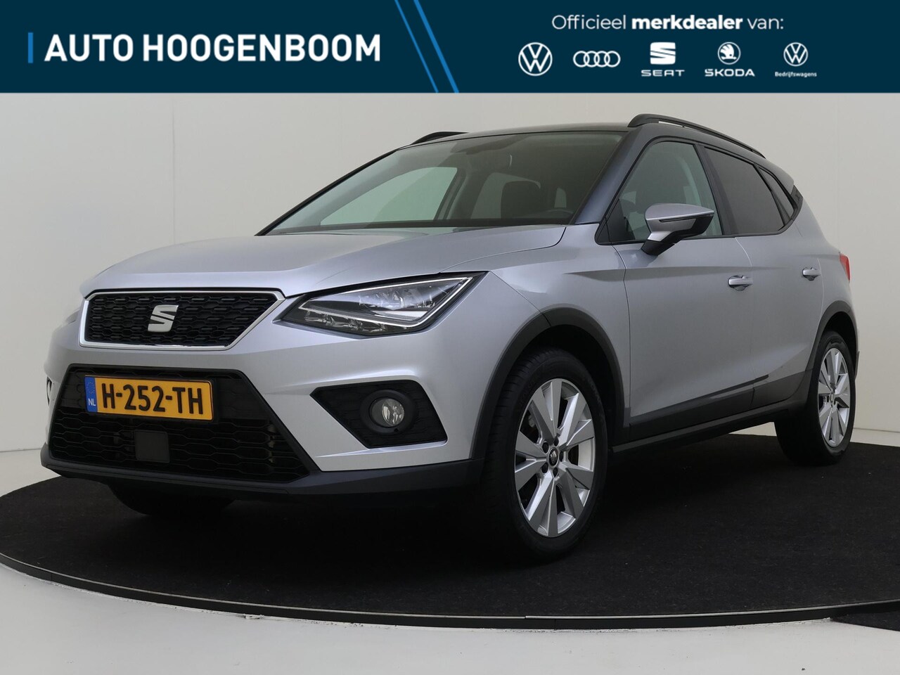 Seat Arona - 1.0 TSI Xcellence Business Intense | Stoelverwarming | Navigatie | CarPlay | Cruise contro - AutoWereld.nl