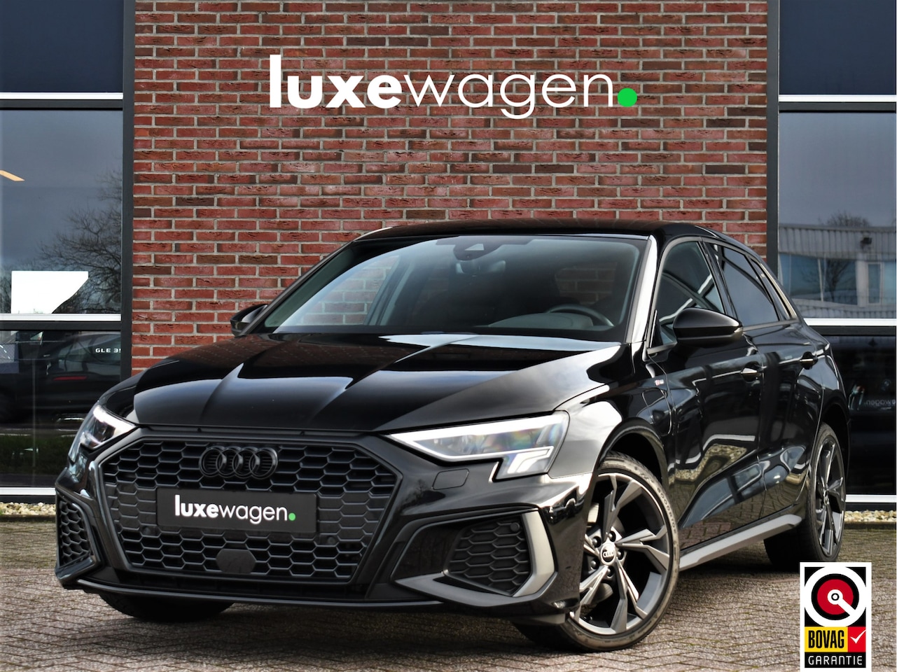 Audi A3 Sportback - 40 TFSI e S-Line S-zetels m-LED Keyless Black-Optic 18inch - AutoWereld.nl