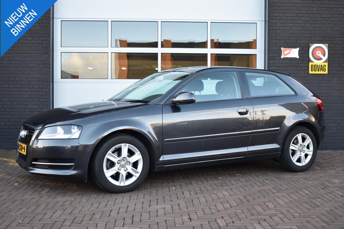 Audi A3 Sportback - 1.2 TFSI 105PK Style 3drs | Ecc | 2011 | 219.136KM - AutoWereld.nl