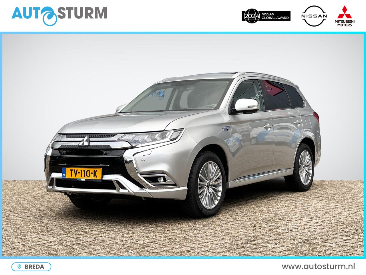 Mitsubishi Outlander - 2.4 PHEV Intense+ | Schuif-/Kanteldak | Premium Audio | Stuur- + Stoelverwarming | Apple C - AutoWereld.nl