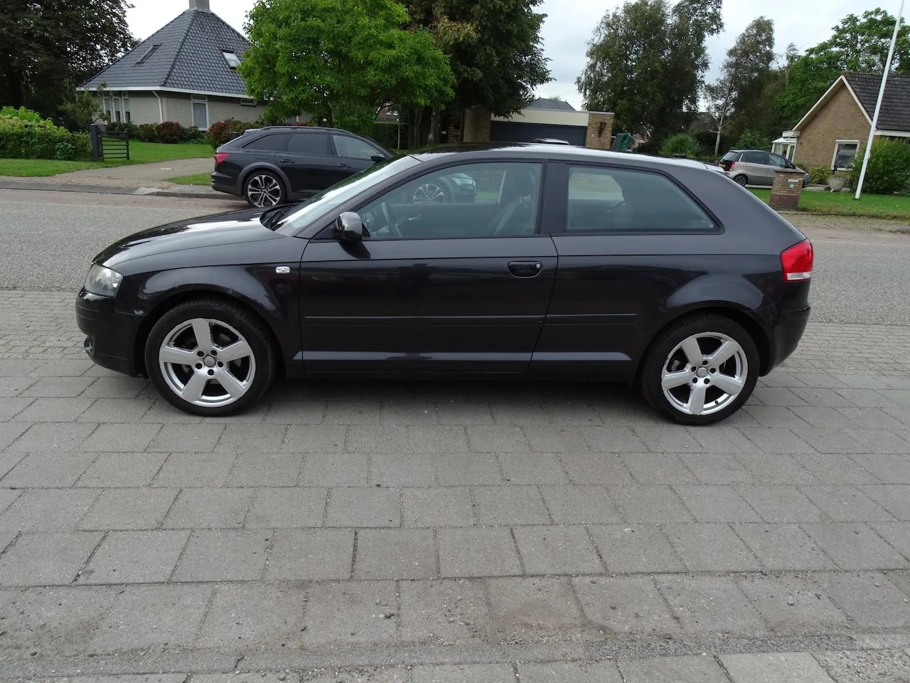 Audi A3 - 1.6 Attraction 1.6 Attraction - AutoWereld.nl