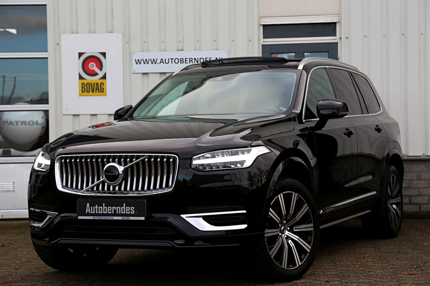 Volvo XC90 - 2.0 T8 390PK Plug in hybride PHEV AWD Inscription 7P.*Perfect Volvo Onderh.*BTW*1ste Eig*P - AutoWereld.nl