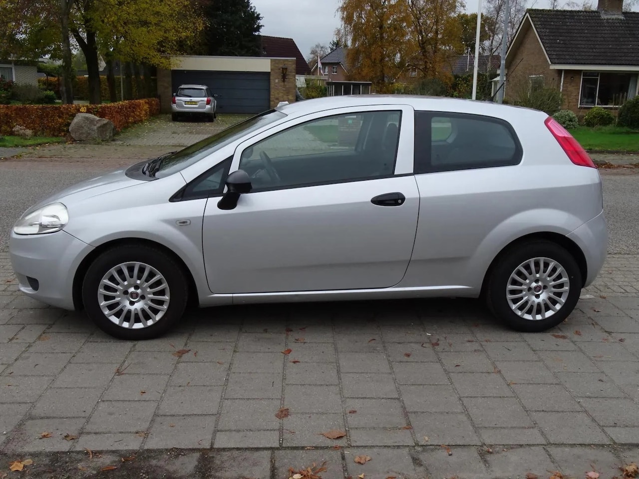 Fiat Grande Punto - 1.3 M-Jet Actual 1.3 M-Jet Actual - AutoWereld.nl