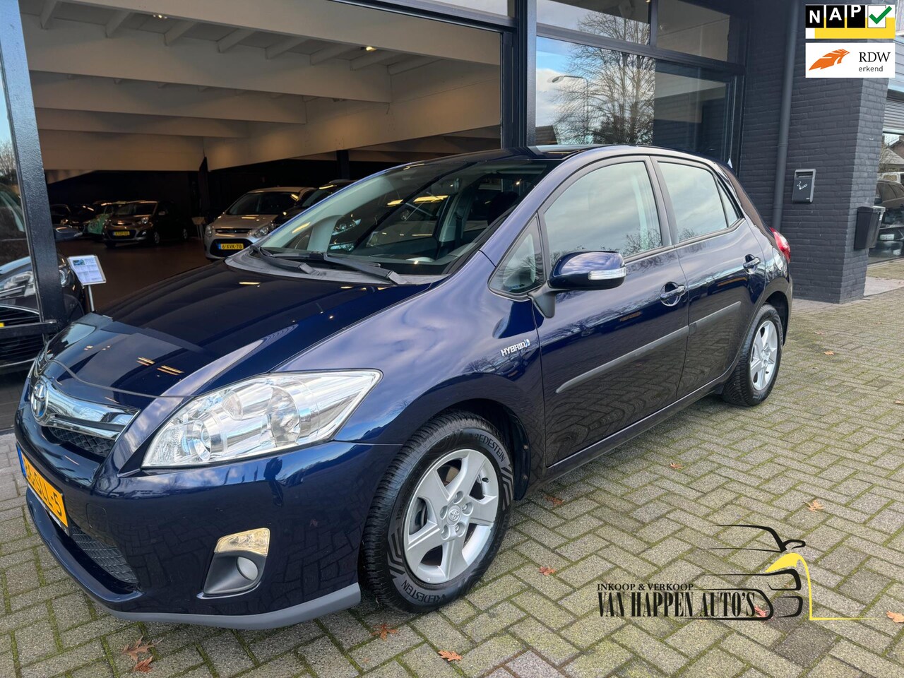 Toyota Auris - 1.8 Full Hybrid Aspiration / APK 11-2025 - AutoWereld.nl