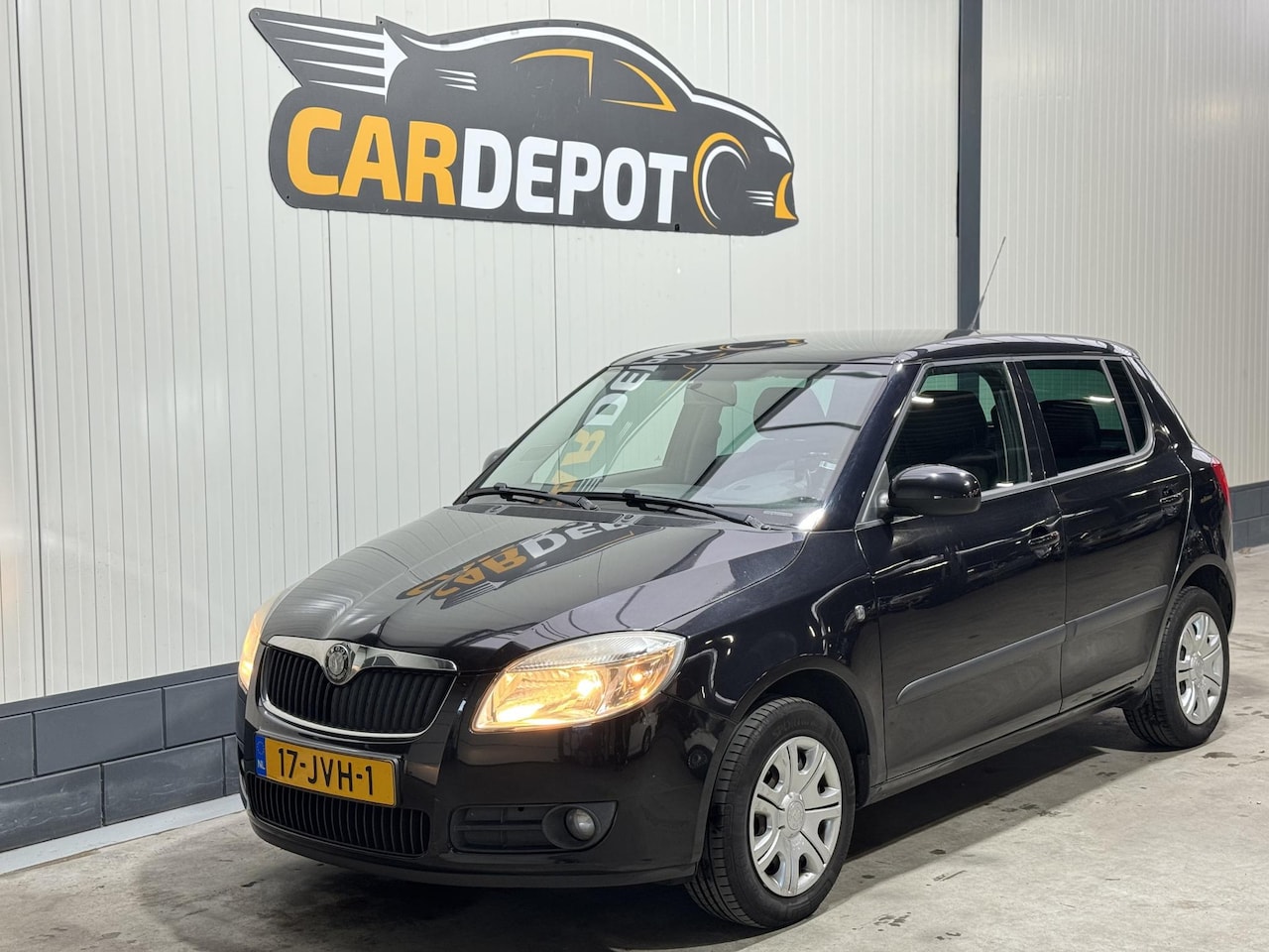 Skoda Fabia - 1.2-12V Tour 1.2-12V Tour - AutoWereld.nl