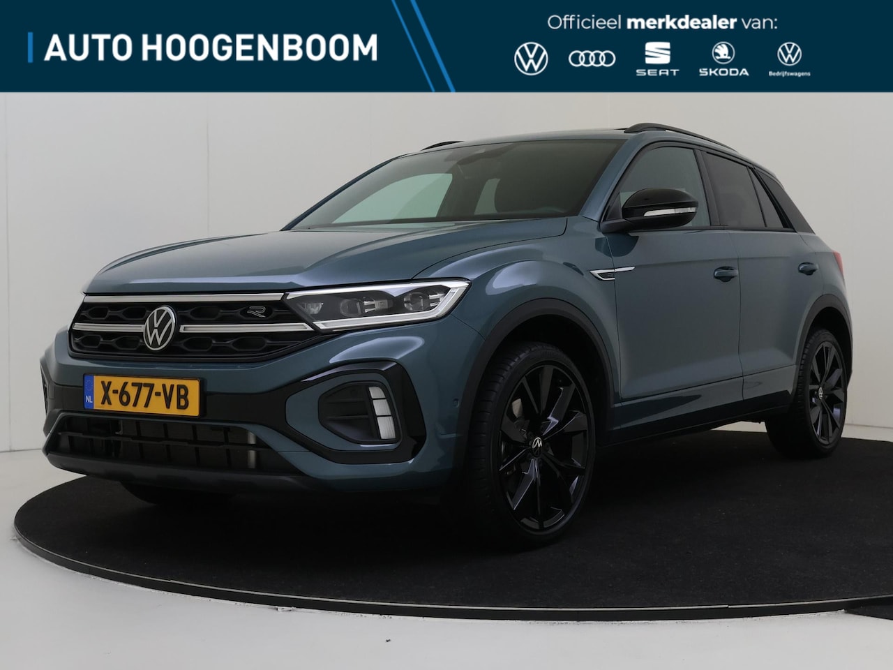 Volkswagen T-Roc - 1.5 TSI R-Line Business | Panoramadak | Parkeerassistent | LED matrix verlichting | Stoelv - AutoWereld.nl