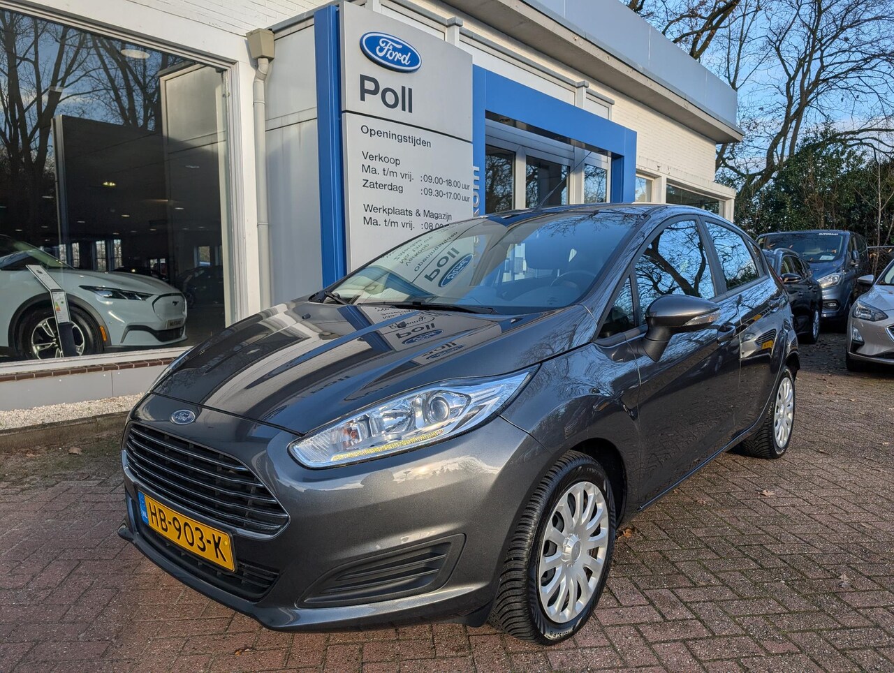 Ford Fiesta - 1.0 Style Airco Navi Bluetooth 1e eigenaar 36.000km !! 5drs Dealeronderhouden - AutoWereld.nl