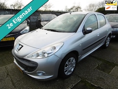 Peugeot 206 - 1.4 XS Airco 5-deurs 2e eigenaar 151.000km NAP Zuinig