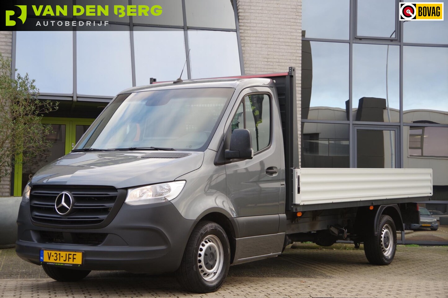 Mercedes-Benz Sprinter - 316 2.2 CDI L3 OPEN LAADBAK, AUT. 3.5T TREKHAAK, 3-ZITS, ADAPT. CRUISE, MBUX 10'', NAVI, C - AutoWereld.nl