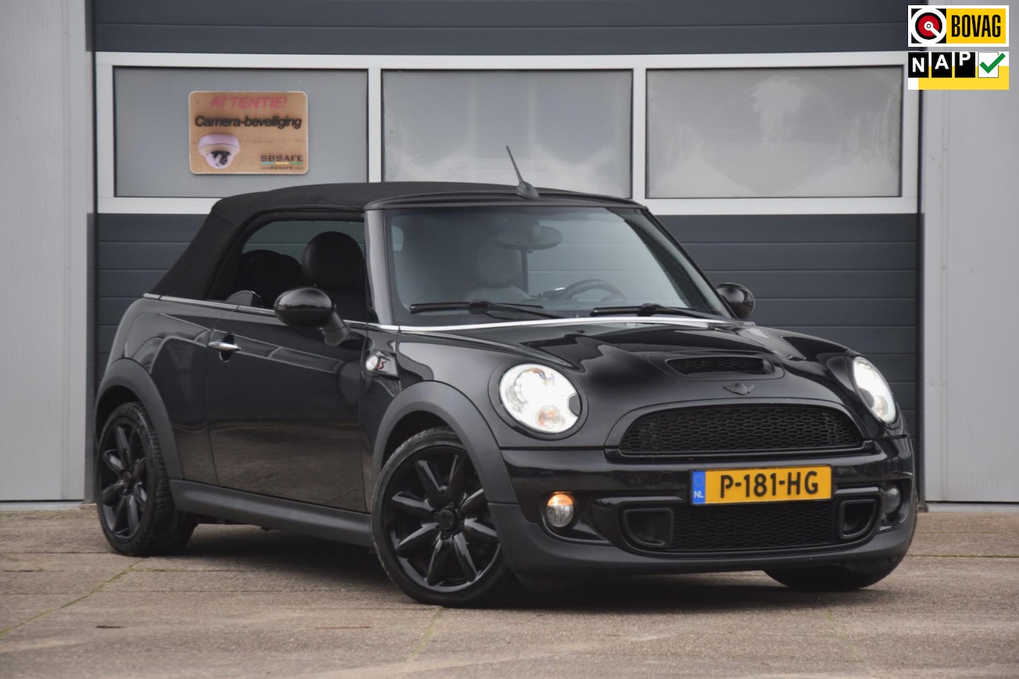 MINI Cabrio - Mini 1.6 Cooper S Chili LEER/ZWARTE VELGEN/HARMAN KARDON - AutoWereld.nl