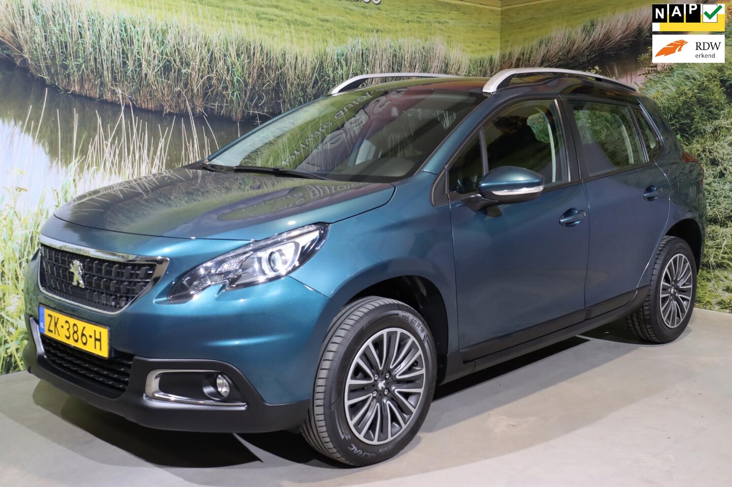 Peugeot 2008 - 1.2 PT Blue Lion | Distr. riem VV! | 130 PK - AutoWereld.nl