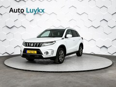 Suzuki Vitara - 1.4 Boosterjet Select Smart Hybrid | Navigatie | Parkeercamera | Adaptieve Cruise Control