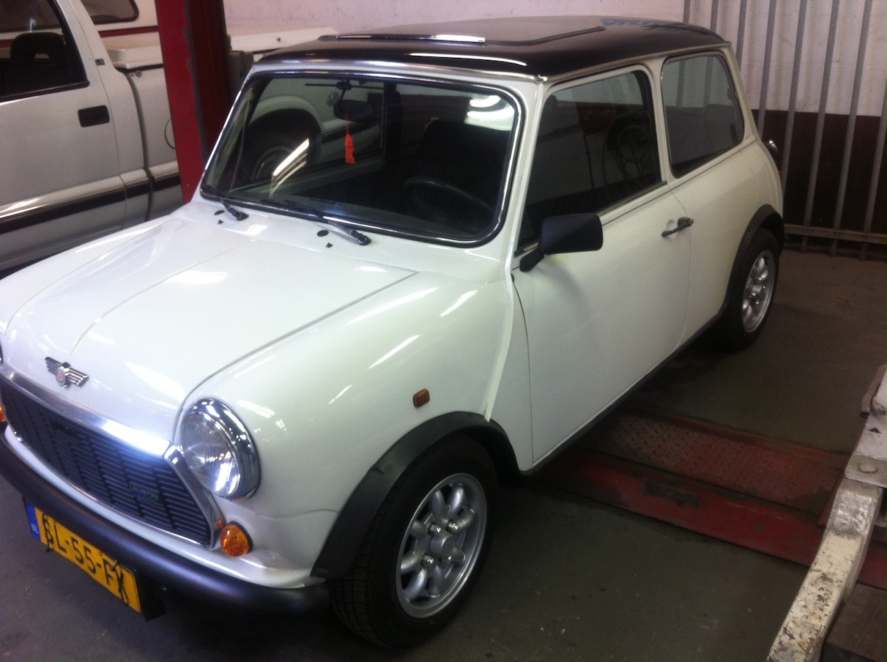 Austin Mini - 1000 Mayfair kat. - AutoWereld.nl