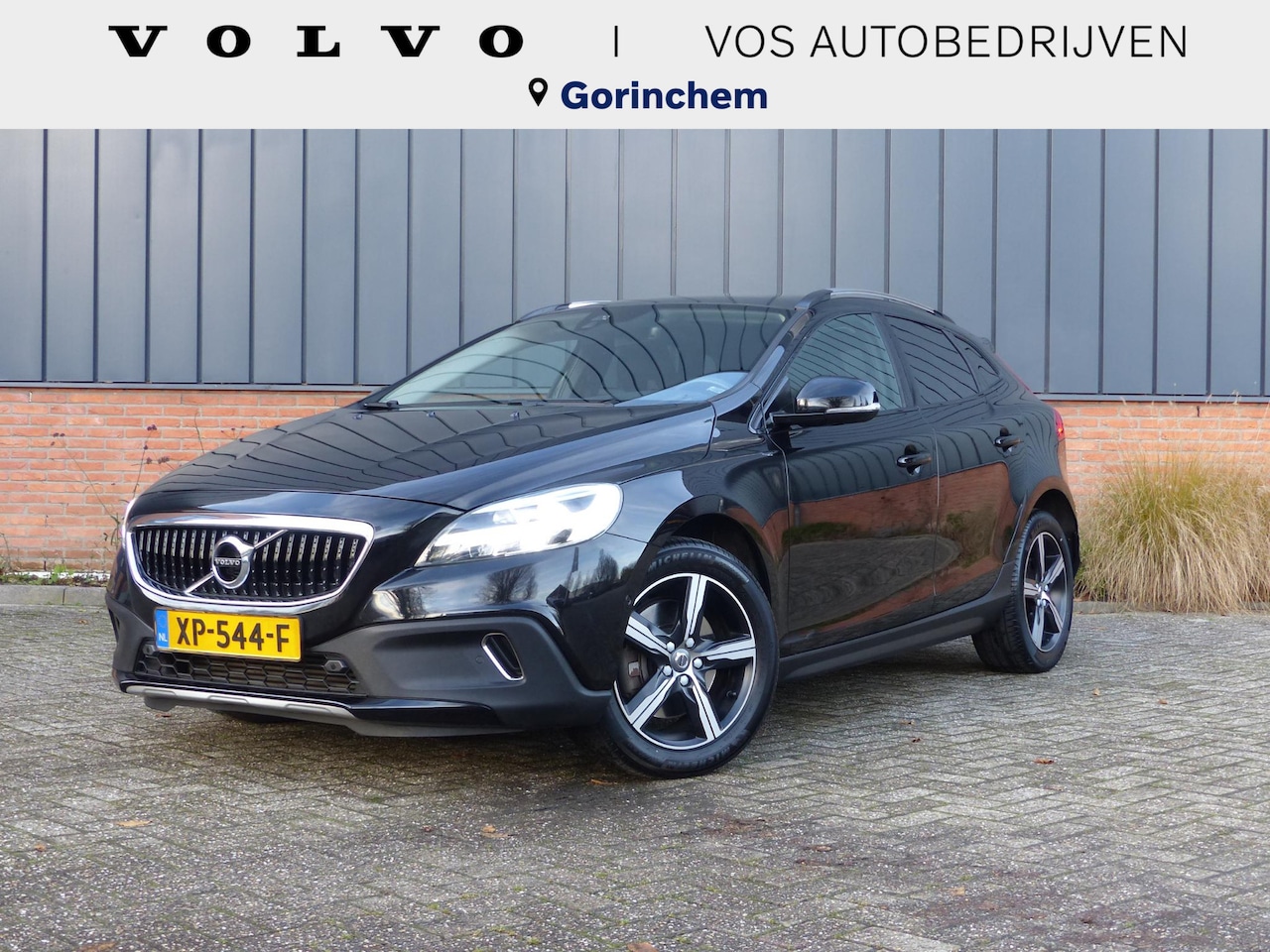 Volvo V40 Cross Country - Polar+ Luxury - AutoWereld.nl