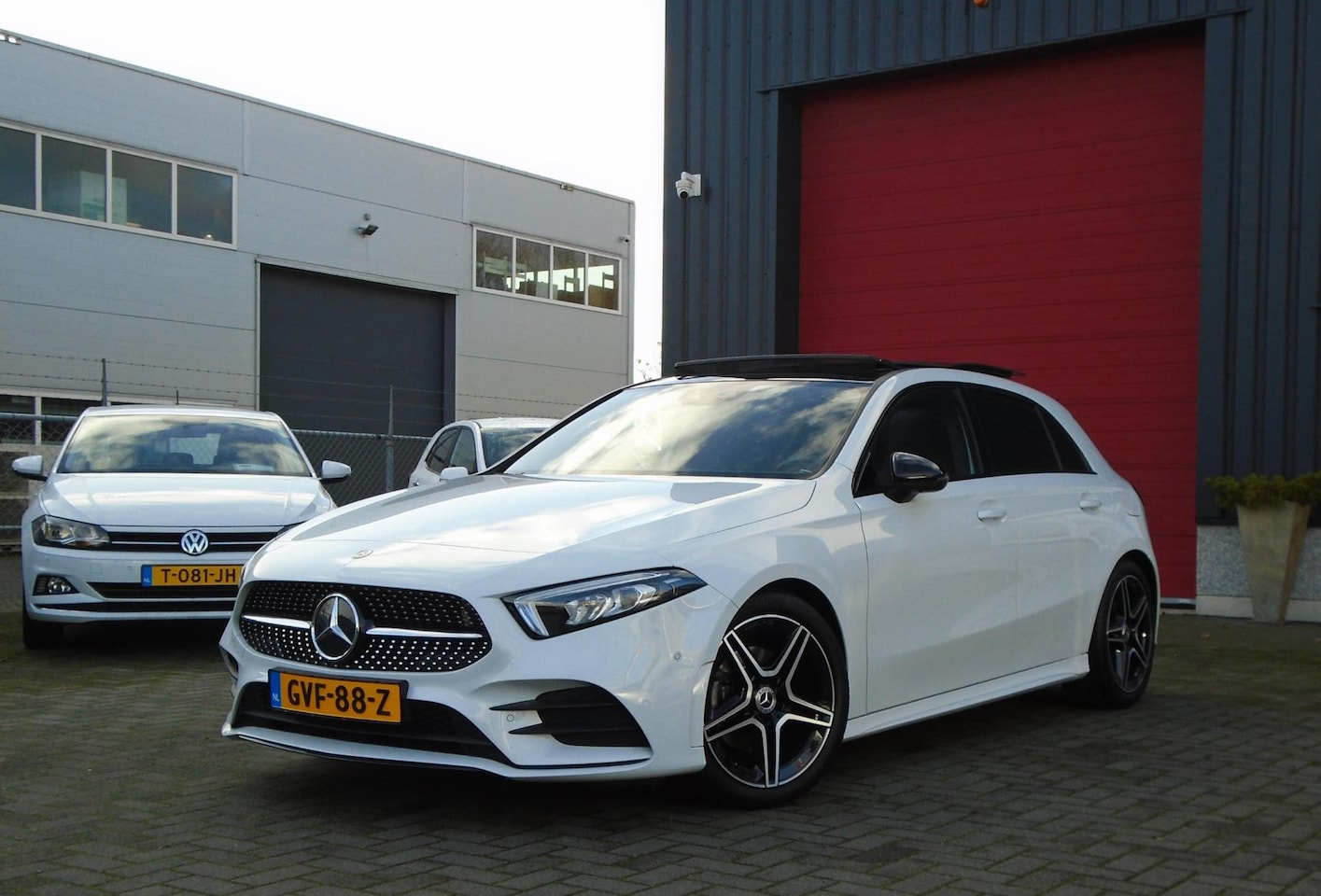 Mercedes-Benz A-klasse - 200 Business Solution AMG 200 Business Solution AMG,Pano,Camera,Navi,Cruise - AutoWereld.nl