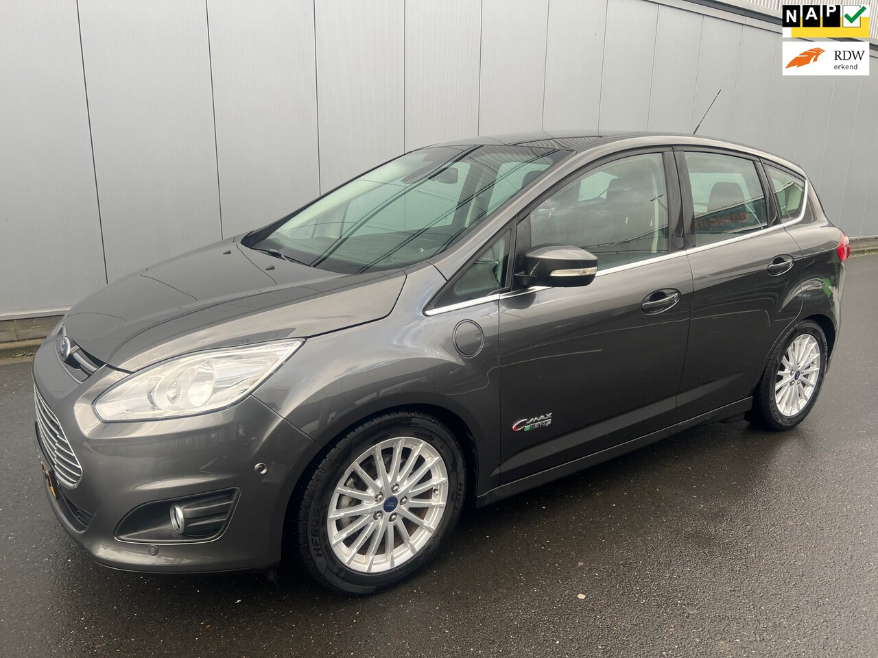 Ford C-Max - 2.0 Plug-in Hybrid Titanium Plus PANO.LEER.CAM.NAP! - AutoWereld.nl