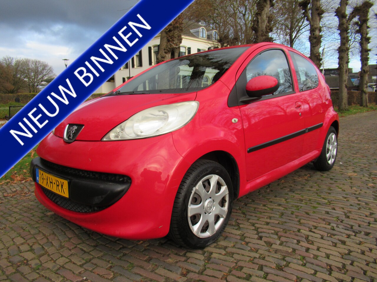 Peugeot 107 - 1.0-12V XS Stuurbekrachtiging 5 Drs***Apk t/m 3-12-2025*** - AutoWereld.nl