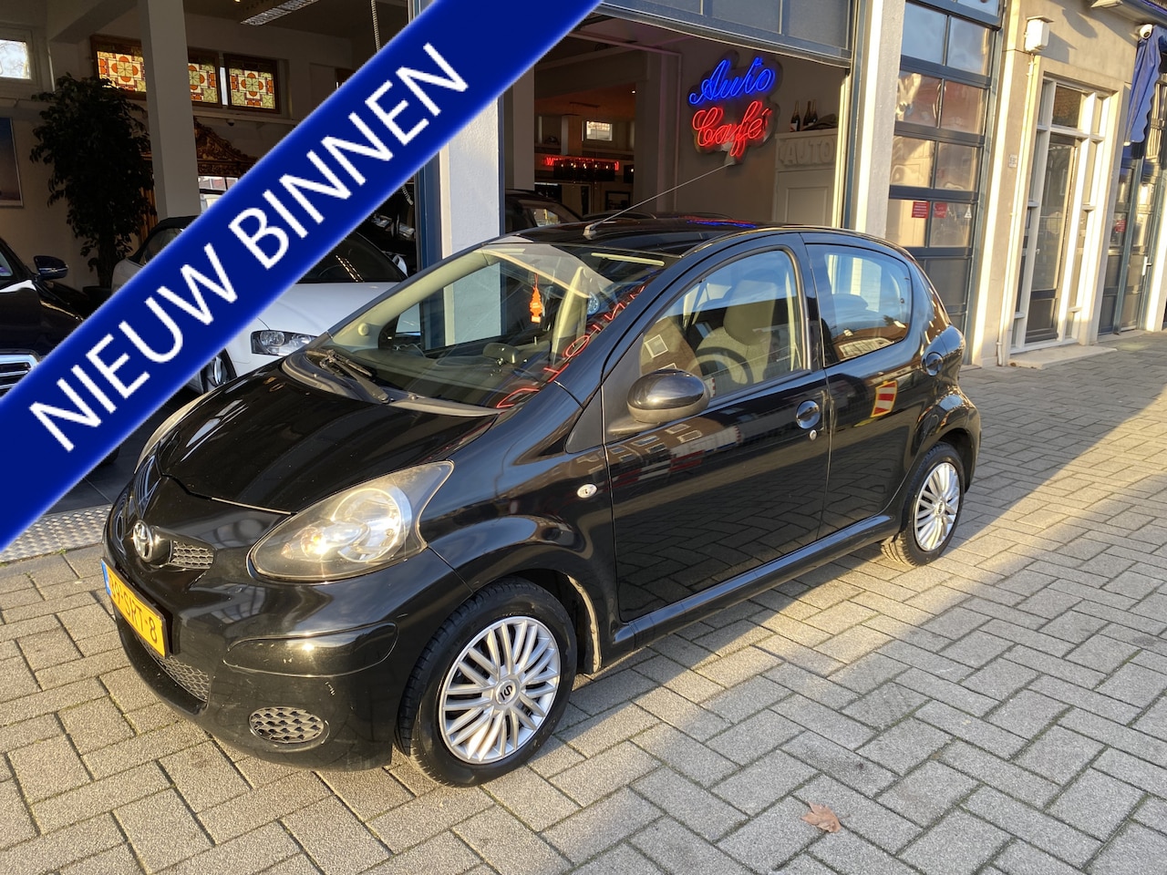 Toyota Aygo - 1.0-12V Comfort Navigator AIRCO/NAVI/NAP - AutoWereld.nl