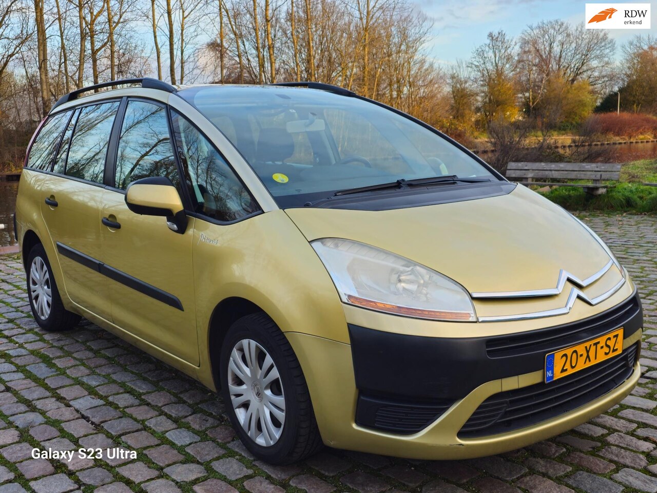 Citroën Grand C4 Picasso - 1.8-16V Prestige 7personen airco elektrische ramen cv op afs trekhaak - AutoWereld.nl