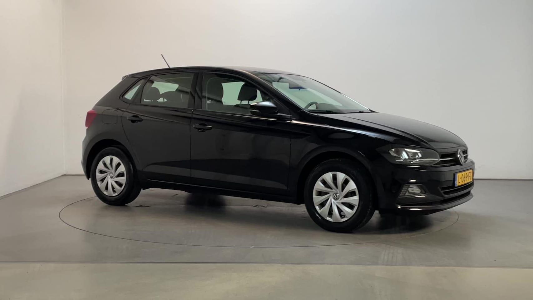 Volkswagen Polo - 1.0 TSI Comfortline Navigatie DAB+ App-Connect - AutoWereld.nl