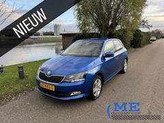 Skoda Fabia - 1.2 TSI Ambition Business|BOVAG|Pdc|trekhaak|airco