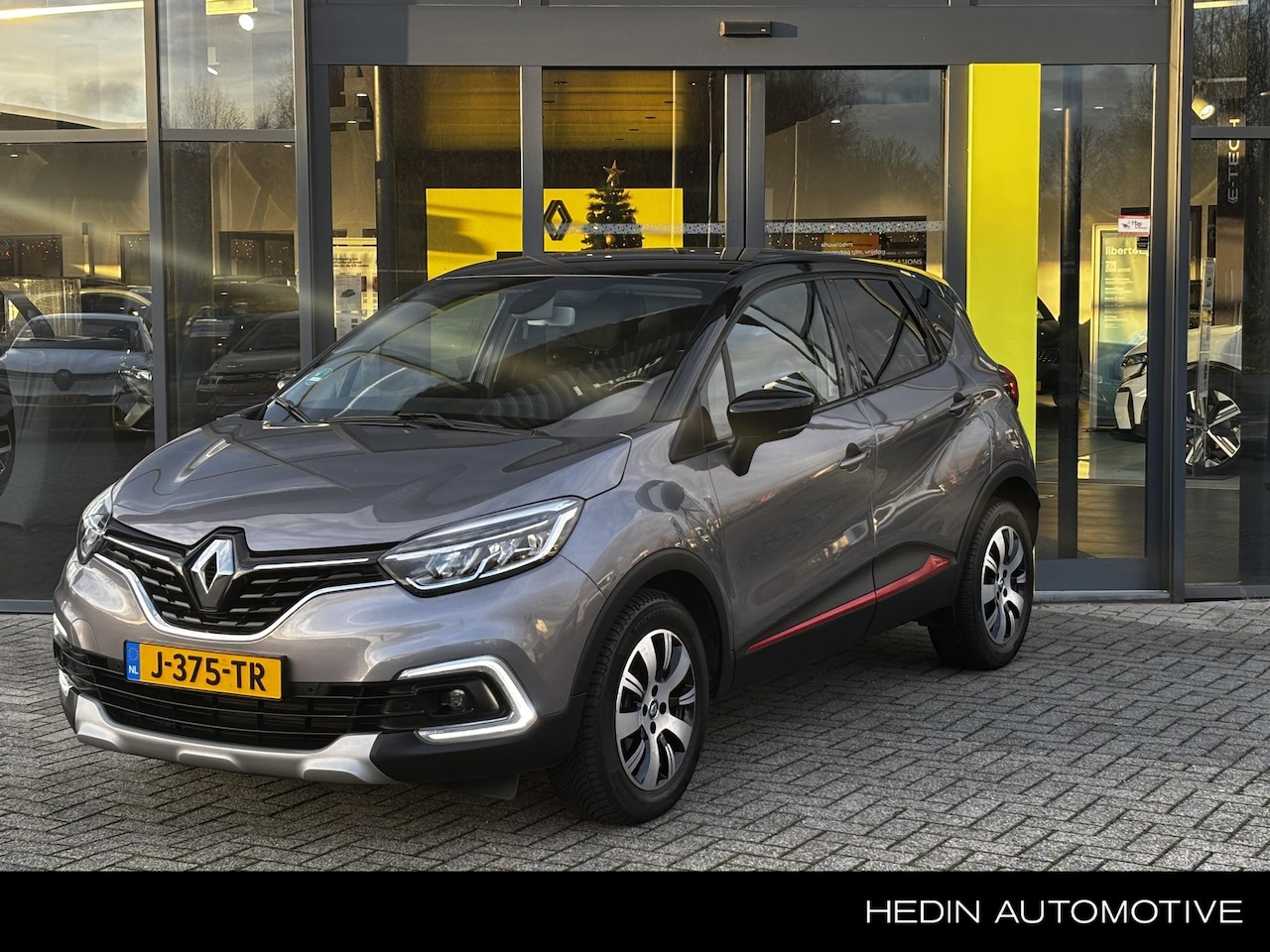 Renault Captur - 1.3 TCe Intens Apple Carplay/Android Auto | Climate Control | Cruise Control | Lichtmetale - AutoWereld.nl