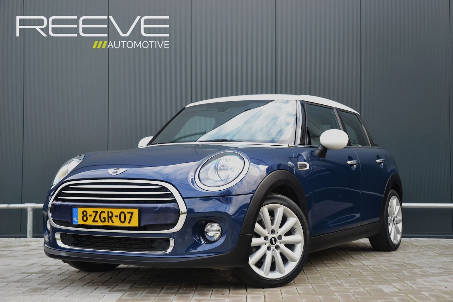 MINI Cooper - 1.5 Cooper 136pk | 1e eigenaar! | Leer | Sportstoelen | 17 Inch | Climate Control | NL Aut - AutoWereld.nl