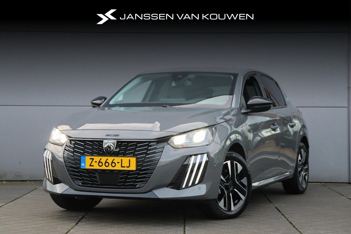 Peugeot e-208 - EV Allure 51 kWh / 360 Camera / Navigatie / Digital Dashboard - AutoWereld.nl