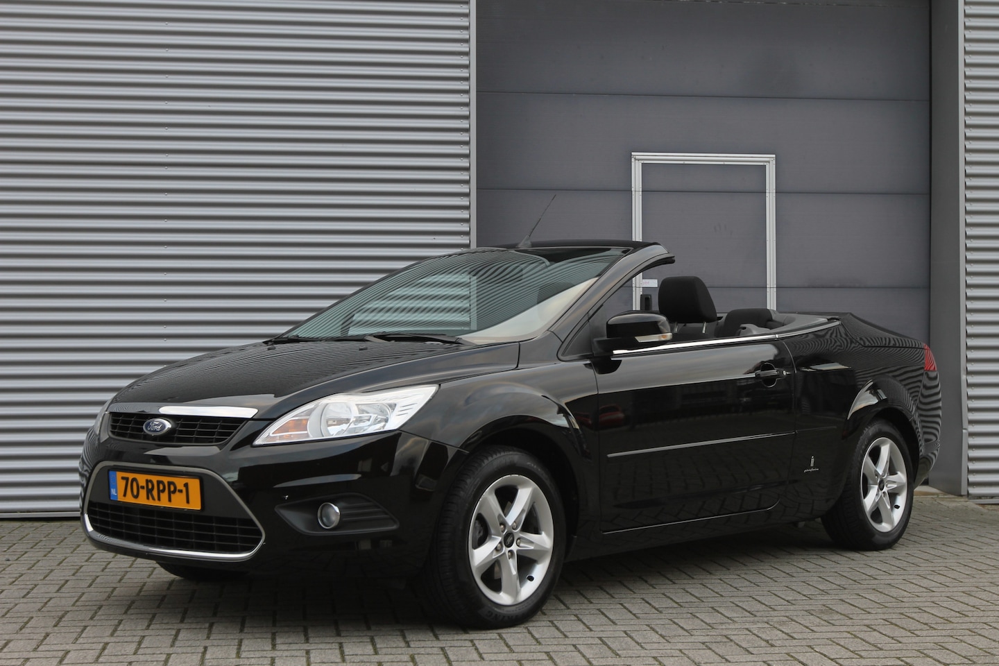 Ford Focus Coupé-Cabriolet - 1.6 Cool & Sound I CARPLAY I AIRCO I CRUISE. I TREKHAAK - AutoWereld.nl