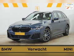 BMW 5-serie Touring - 530e Fis€70.000 Msport Pano Camera HUD Laser Acc