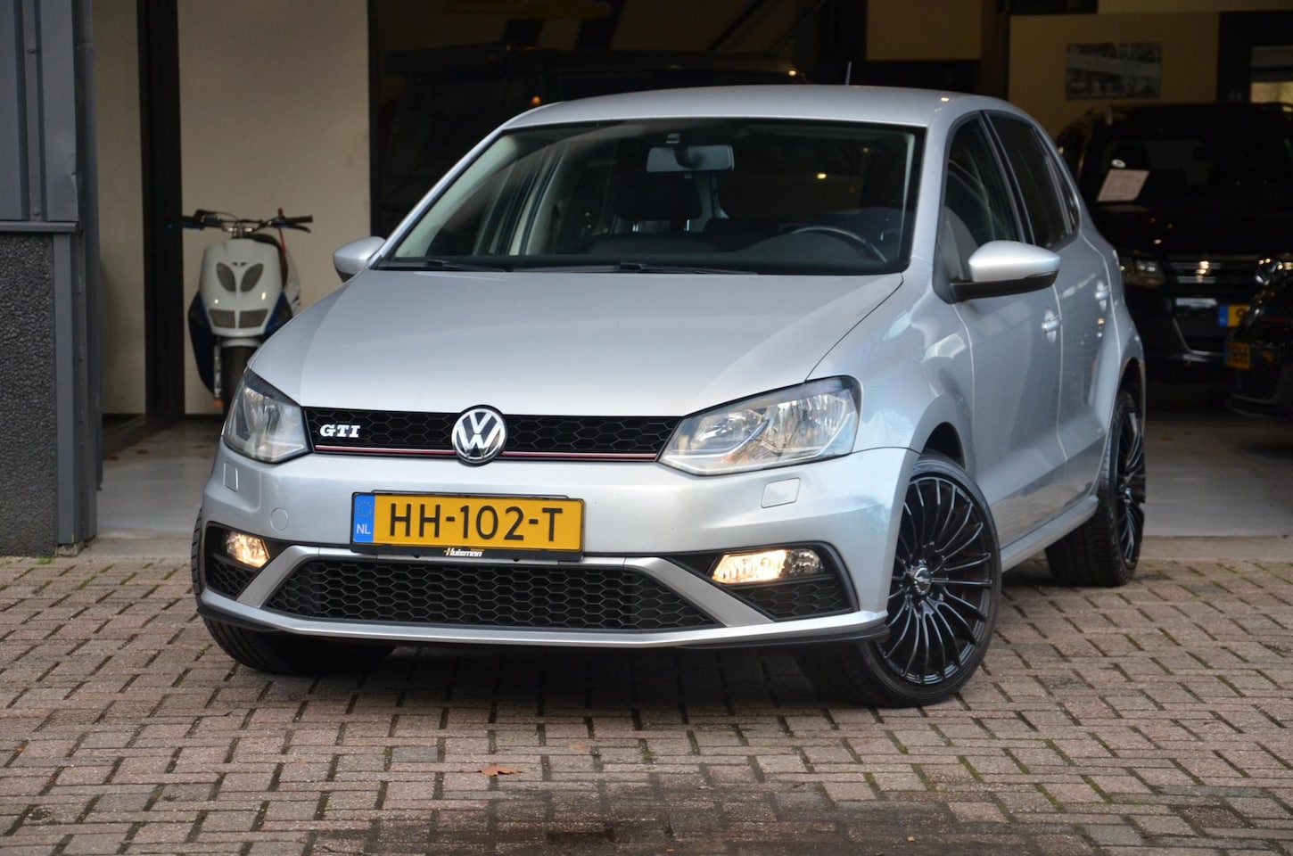 Volkswagen Polo - 1.2 TSI Highline AUT|GTI-LOOK|FACELIFT|NIEUWE APK - AutoWereld.nl