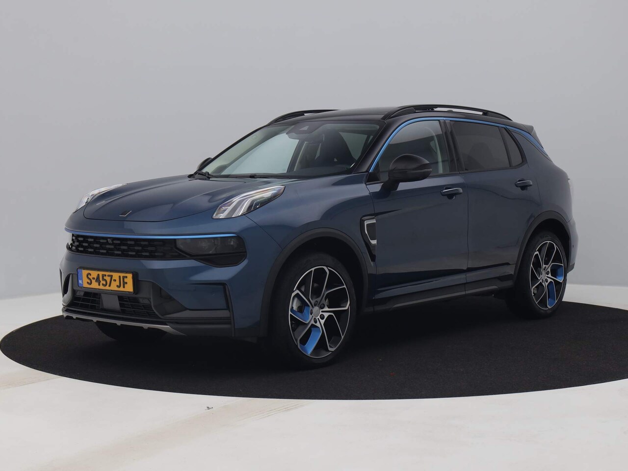 Lynk & Co 01 - 1.5 Plug-in Hybrid | 360° | NLD AUTO - AutoWereld.nl