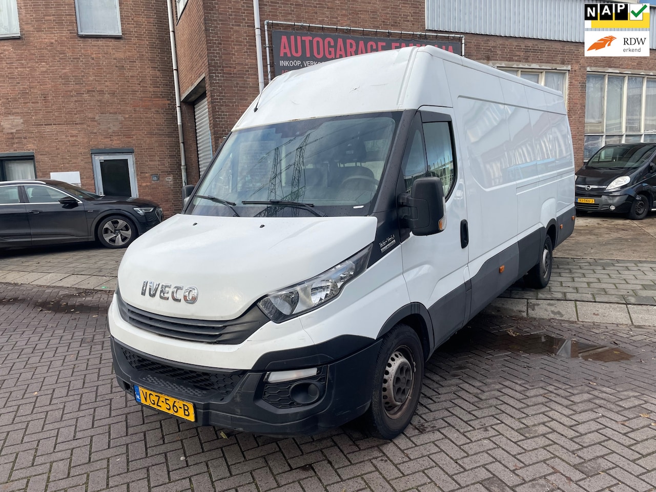 Iveco Daily - 35S16V 2.3 410 H3 35S16V 2.3 410 H3 - AutoWereld.nl