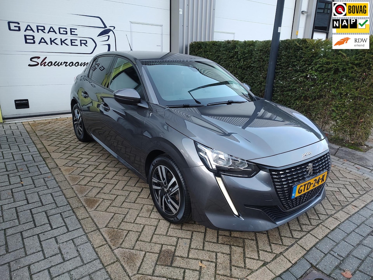 Peugeot 208 - 1.2 PureTech Allure 3D Cockpit Navigatie Keyless Half-Leder - AutoWereld.nl