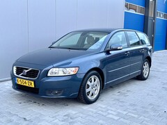 Volvo V50 - Momentum Facelift model | Lage KM | Goed onderhouden