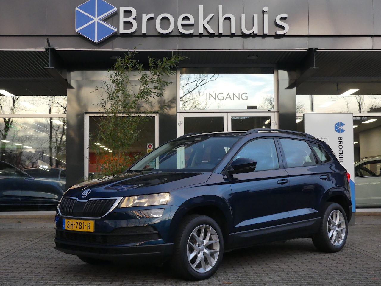 Skoda Karoq - 1.5 TSI ACT 150PK Ambition Business DSG-7 | TREKHAAK | ADAPTIVE CRUISE | NAVI | PARKEERSEN - AutoWereld.nl