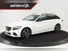 Mercedes-Benz C-klasse - 300e AMG Night | Stoelverwarming | Carplay | Camera | Leder/Alcantara | Full LED | Navigat