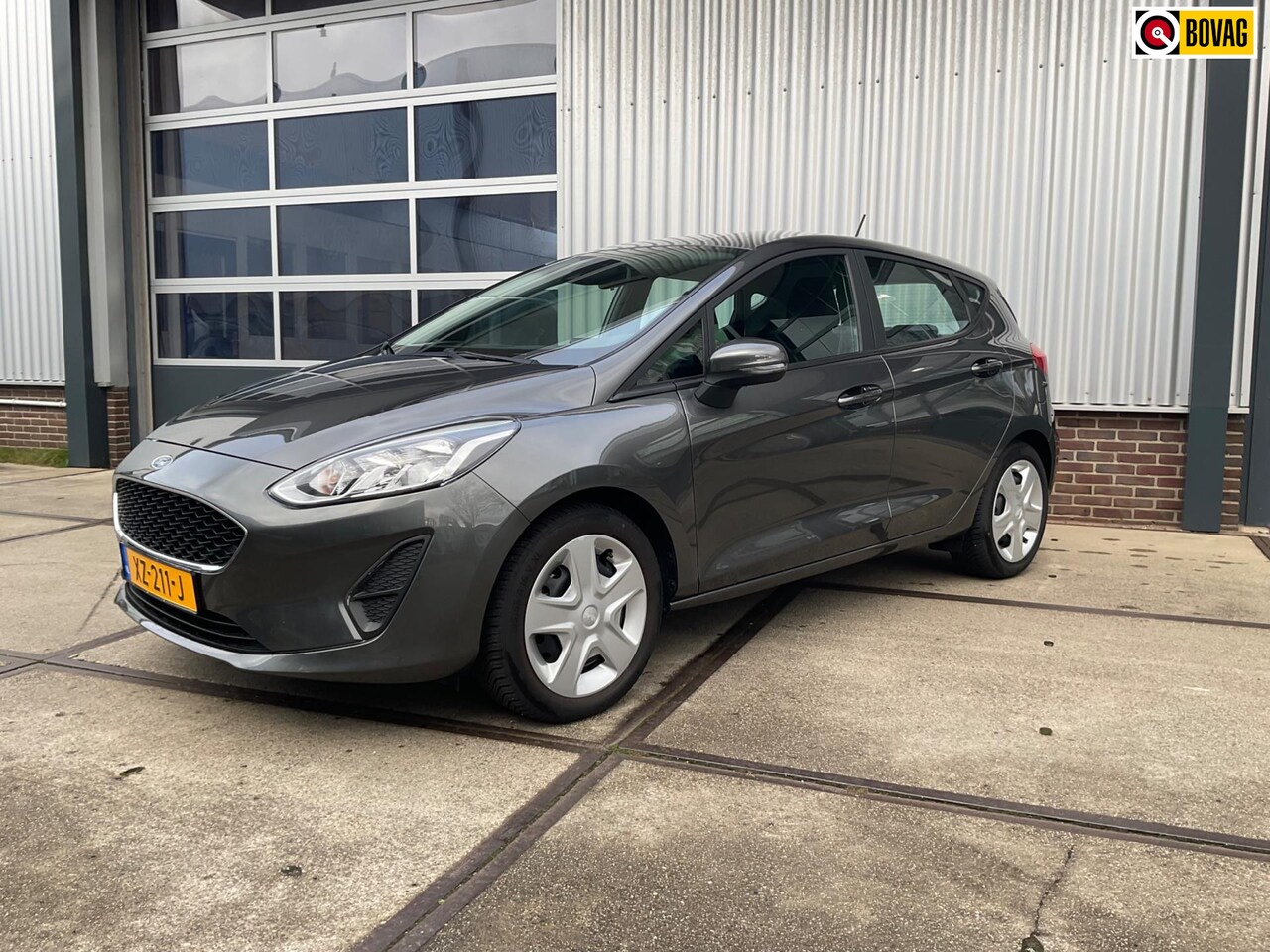 Ford Fiesta - 1.1 Airco / Navigatie / Carkit / 1e eigenaar - AutoWereld.nl