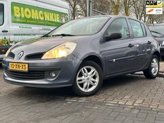 Renault Clio - 1.2-16V Business Line