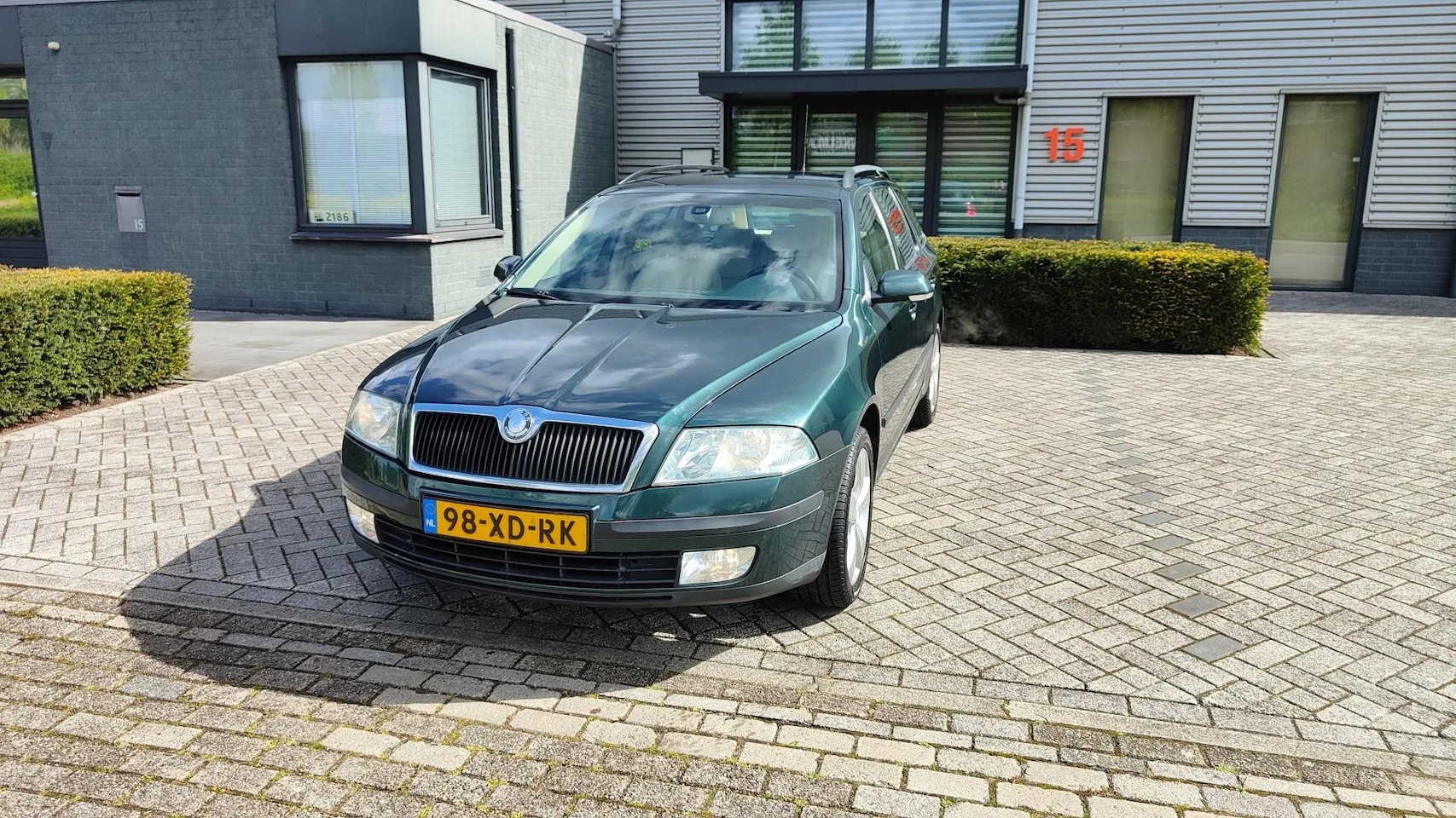 Skoda Octavia Combi - 2.0 FSI Elegance Bj 2007 - AutoWereld.nl