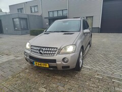 Mercedes-Benz ML-klasse - 320 CDI 4MATIC Grijs Kenteken Bj 2006