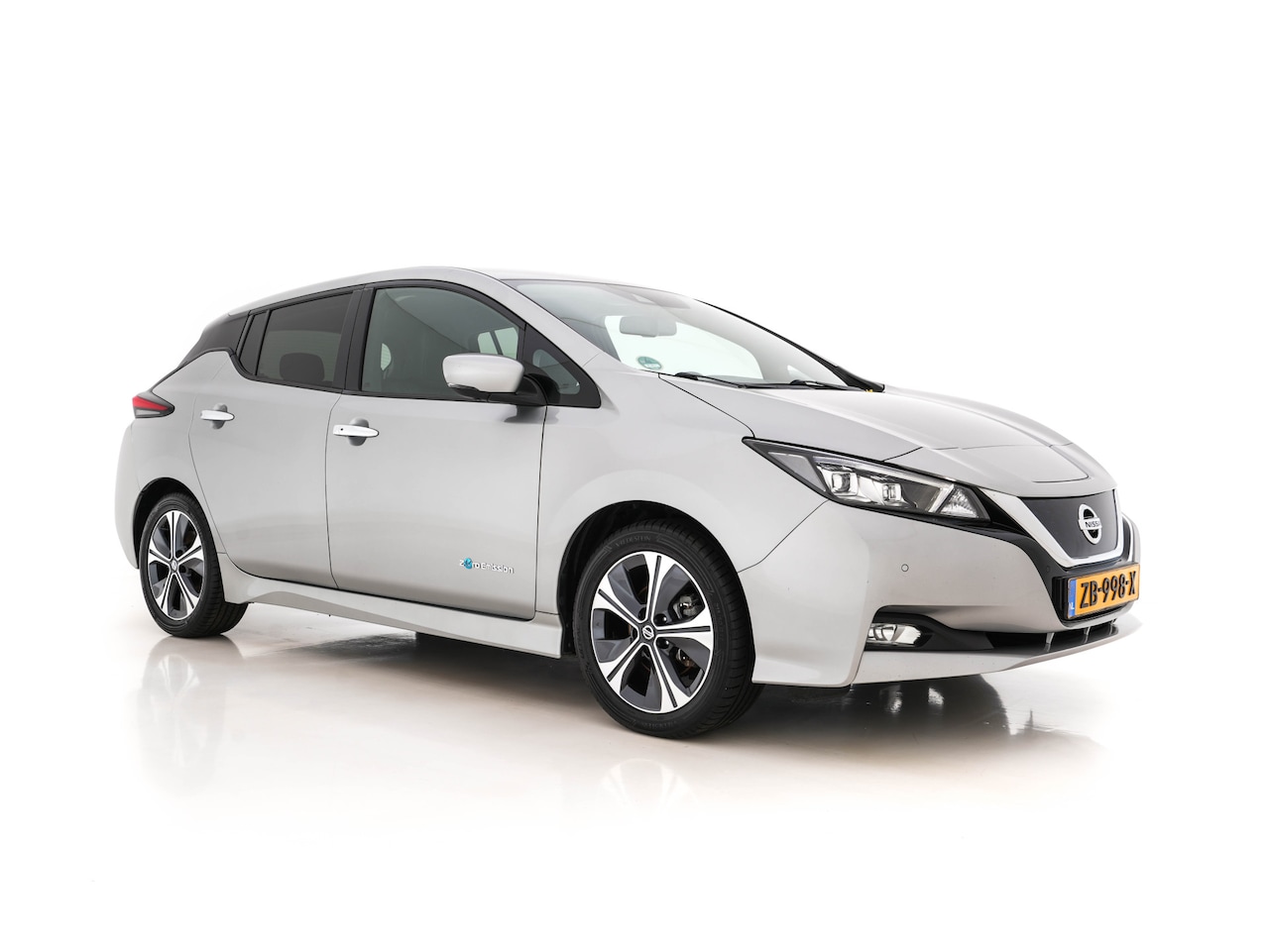 Nissan LEAF - Tekna 40 kWh Aut.*BOSE-SURROUND | 1/2-LEDER | FULL-LED | ADAPTIVE-CRUISE | SURROUND-VIEW | - AutoWereld.nl