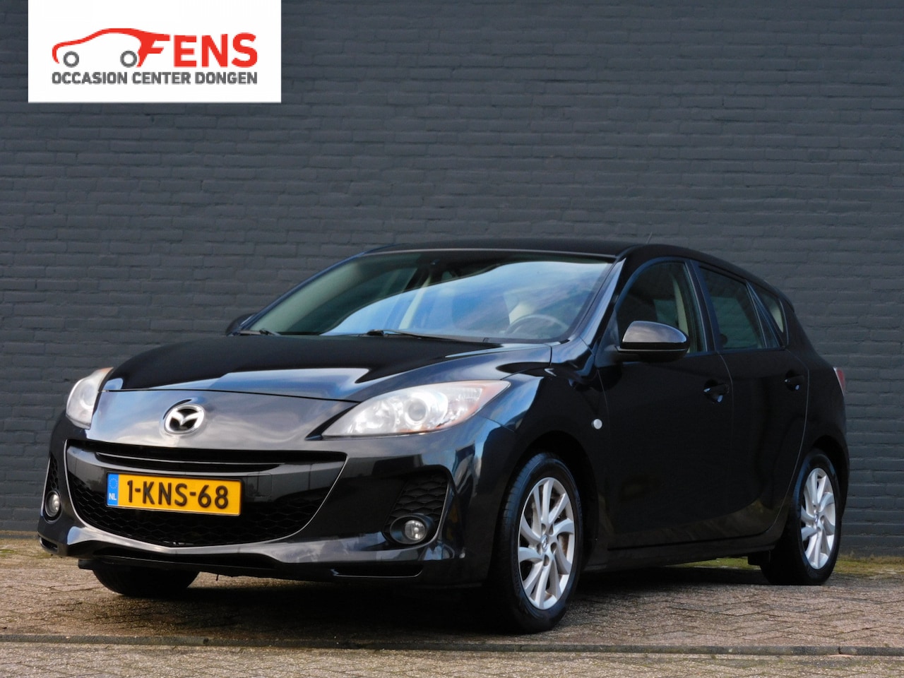 Mazda 3 - 1.6 Business 2e EIGENAAR! NETTE AUTO! MCLIMA! LM VELGEN! TREKHAAK! - AutoWereld.nl