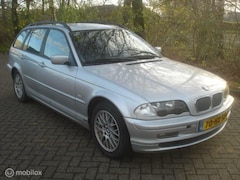 BMW 3-serie Touring - 320d Executive Airco Climatronic Cruise