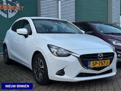 Mazda 2 - 2 1.5 Skyactiv-G Dynamic+ / Navi / Parkeersens. / Trekhaak / Carplay