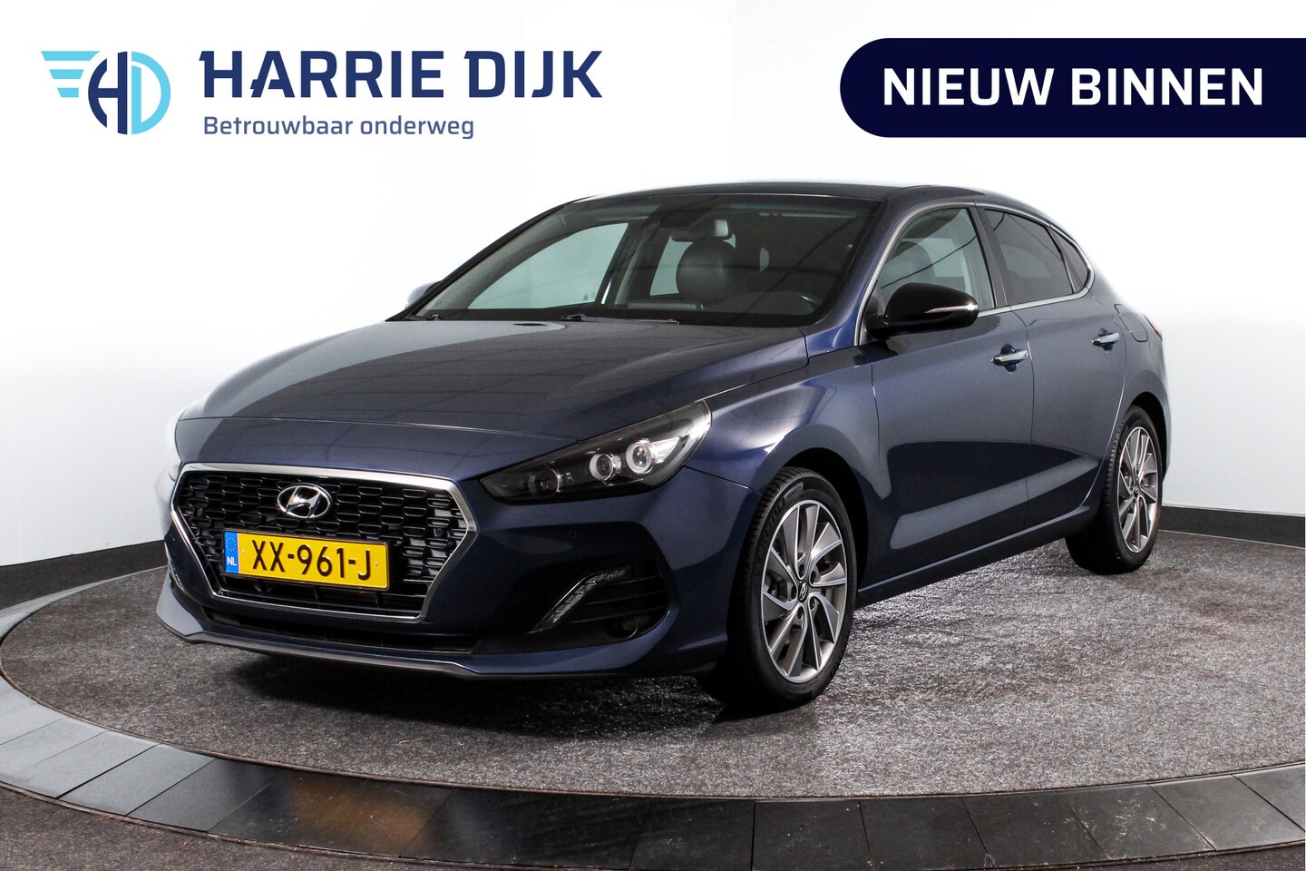 Hyundai i30 Fastback - 1.0 T-GDI 120 PK Premium | Cruise | Camera | PDC | NAV + App. Connect | ECC | Afn. Trekhaa - AutoWereld.nl