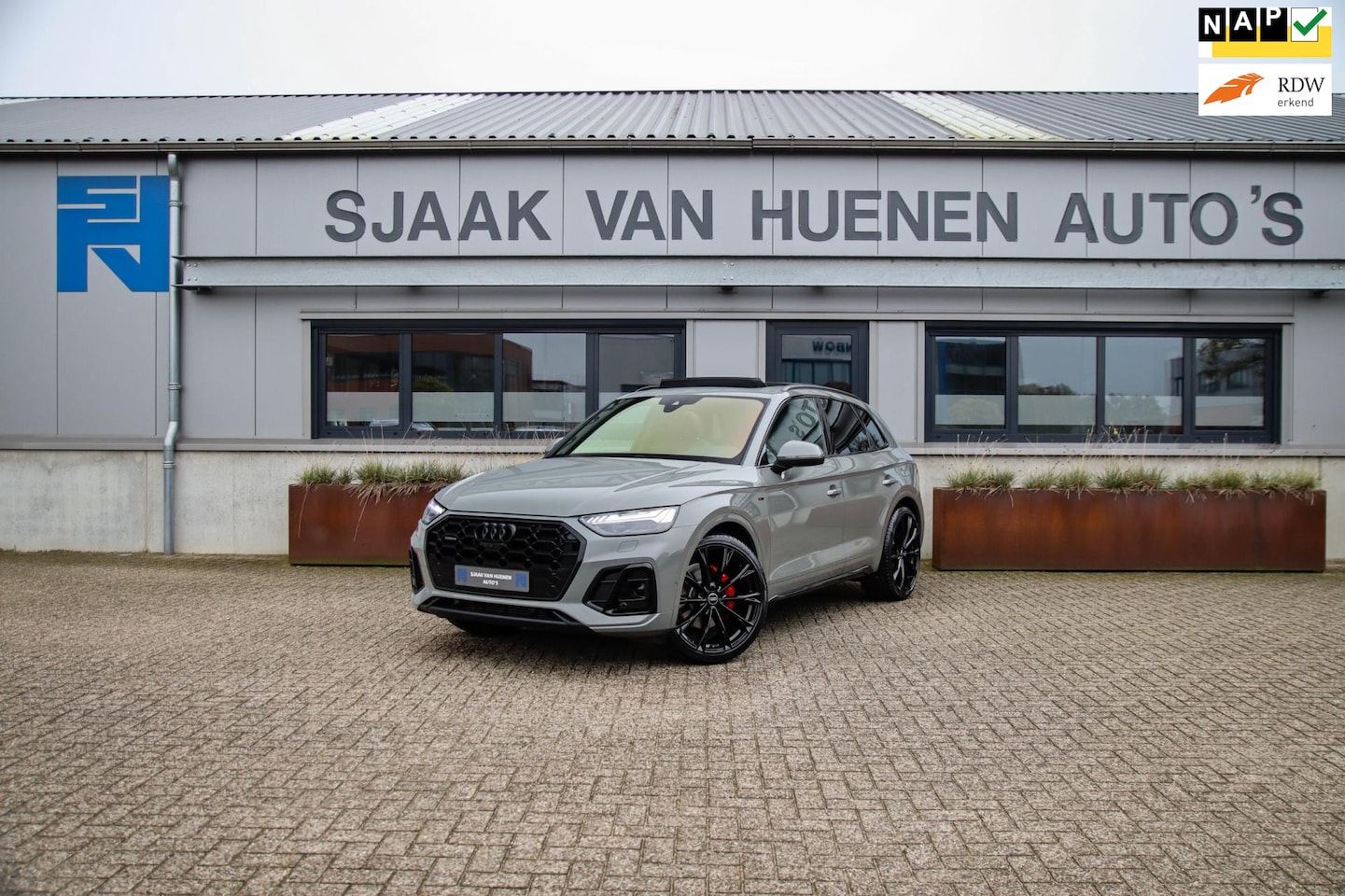 Audi Q5 - 50 TFSI e Quattro Competition Pro Line S S-Line 299pk Automaat! NIEUW MODEL|Panoramadak|Lu - AutoWereld.nl