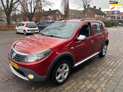 Dacia Sandero Stepway - 1.6 / 166.000km nap